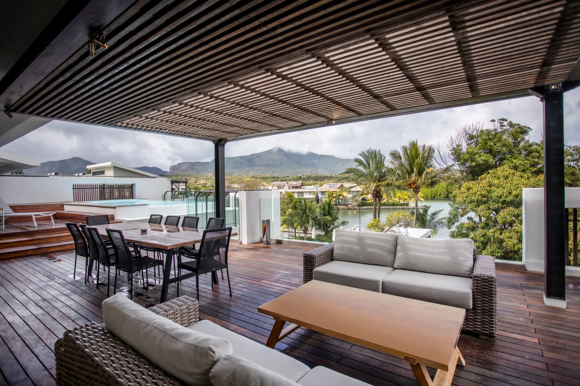 Penthouse exclusif avec piscine privée