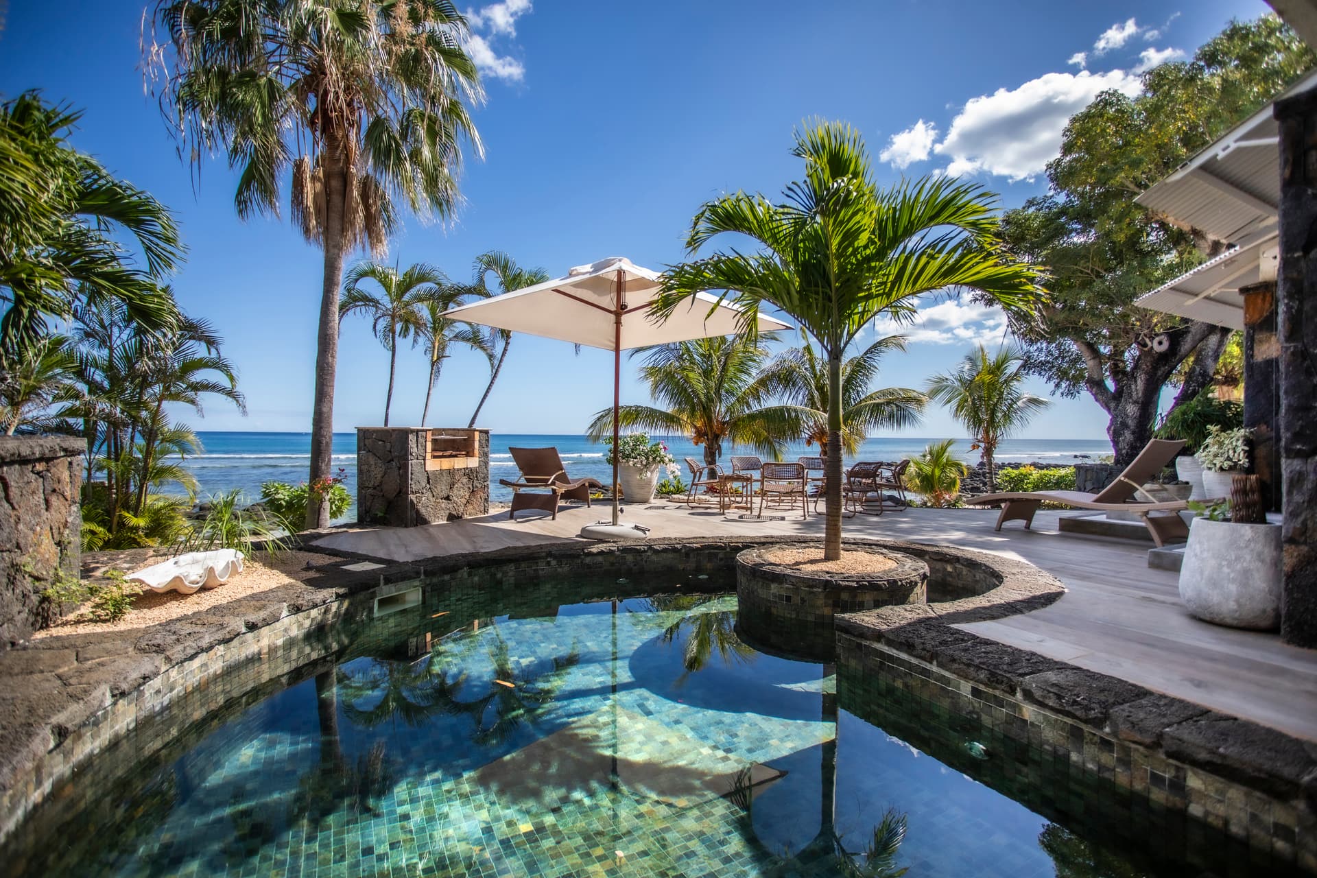 Villa en bord de mer SugarBeach — accès direct à la plage