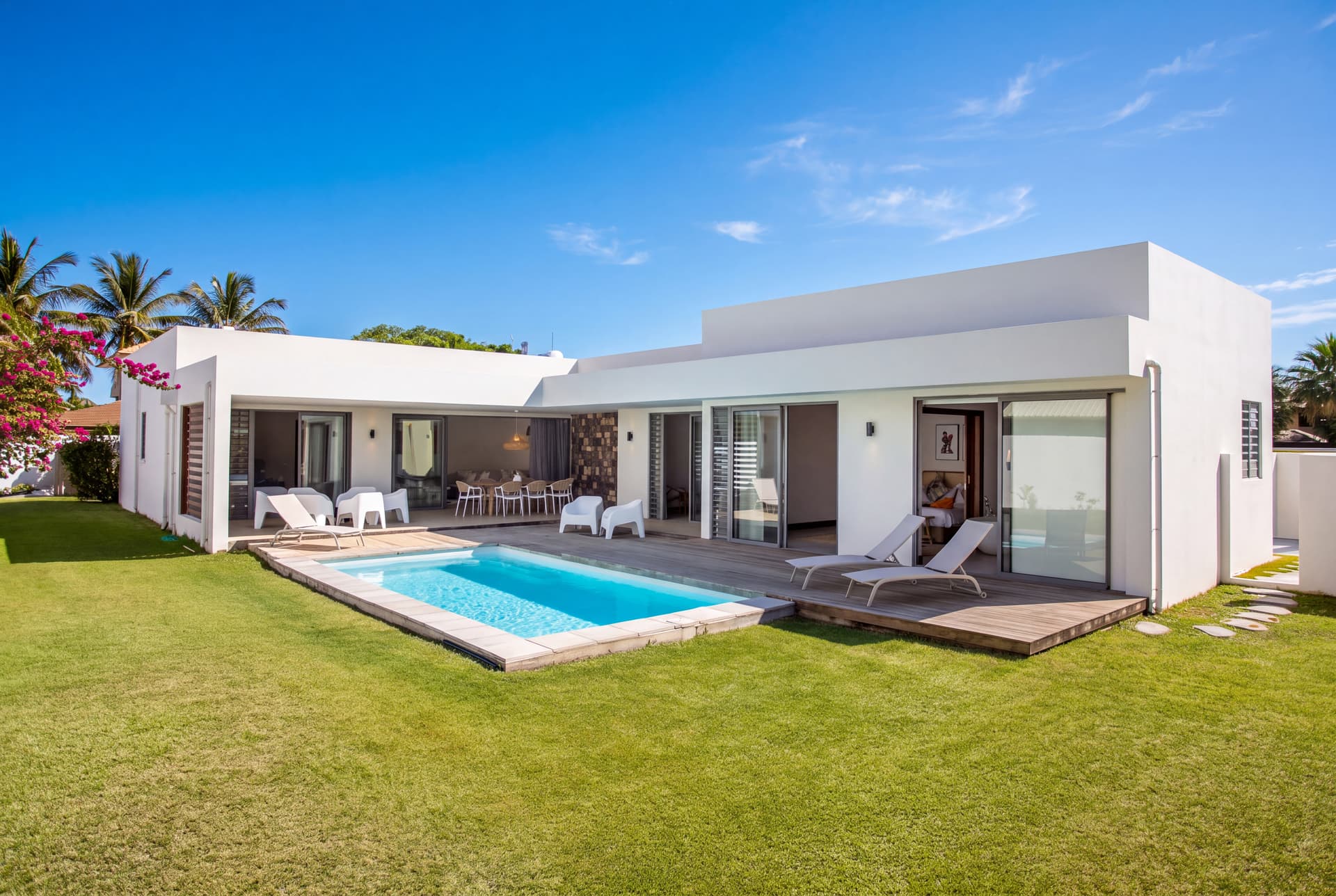 Villa tropicale de luxe - Piscine et proche de la plage